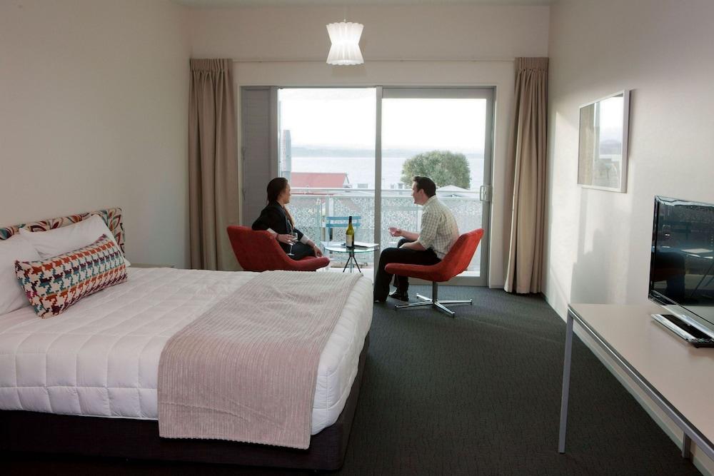 Navigate Seaside Hotel & Apartments Napier Kültér fotó